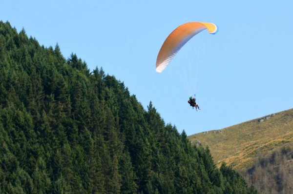 Para-gliding at Aitham (Jammu)
